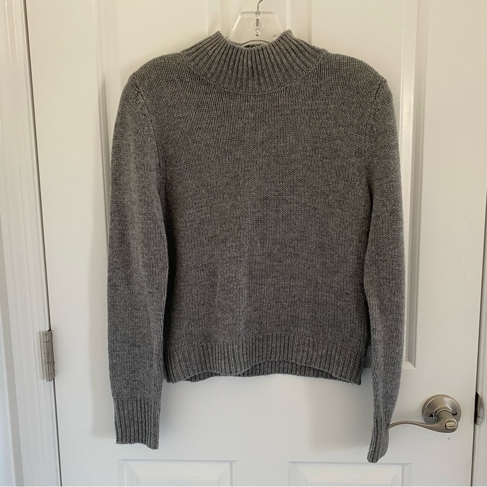brandy melville sweater